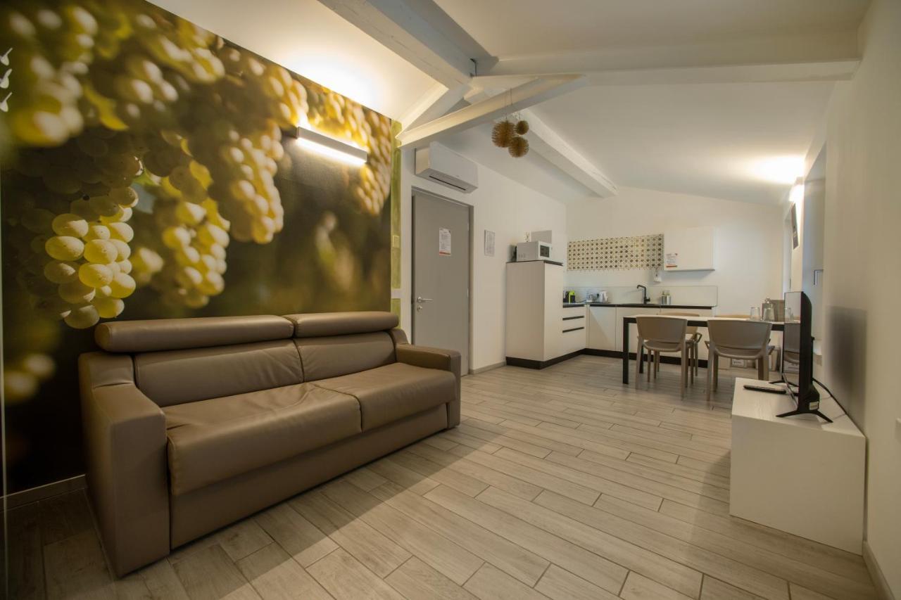 Cityu - Grazioli 27 Trento Centro Con Parcheggio Privato Gratuito Dış mekan fotoğraf